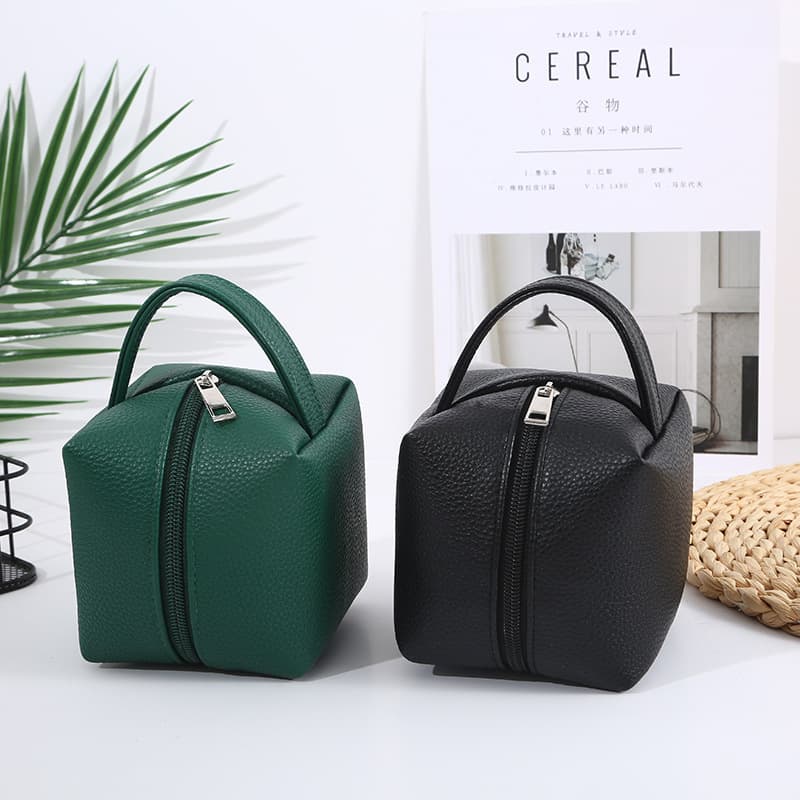 New lychee-patterned leather cosmetic bag, portable and compact lipstick bag, earphone bag, sanitary napkin bag, storage and organization.