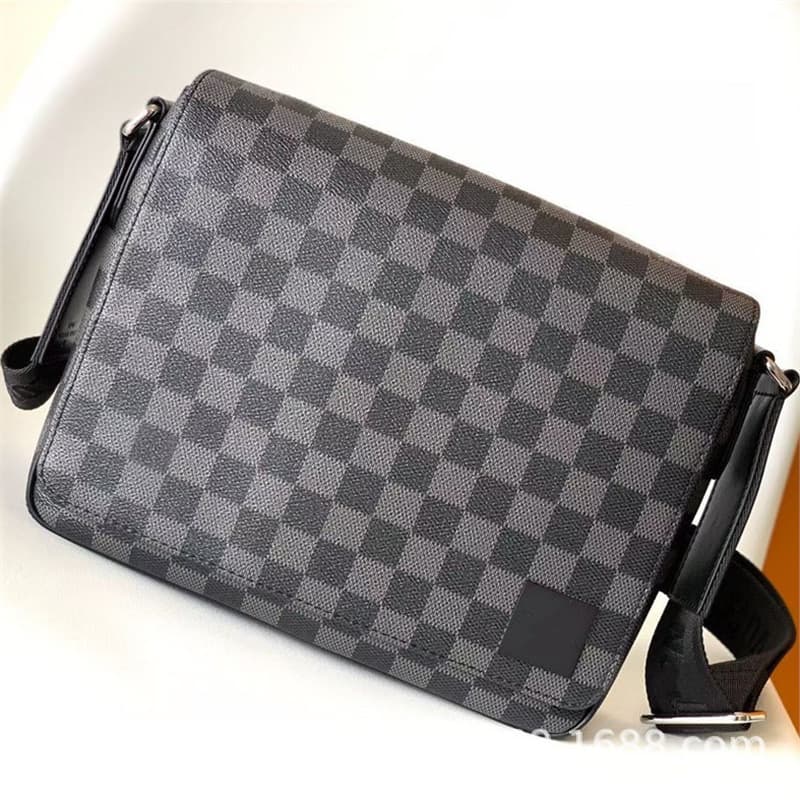 Direct Sales Cross-Border MLV Men's Bag Women's Bag Box Bag Chain Bag Black Warrior Messenger Bag Three-in-One Men's Bag Pillow Bag