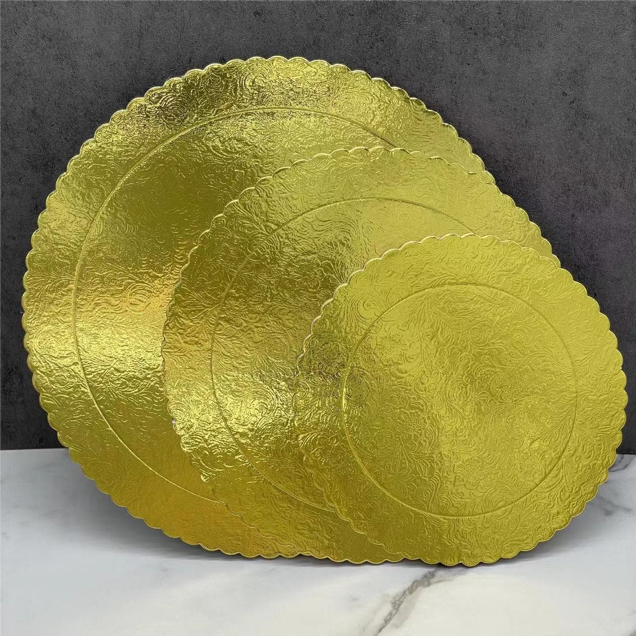 Cake Base Trays for Baking Packaging, Paper with Gold Edges, Birthday Cake Silver Base Pads, Round Trimmed and Thickened