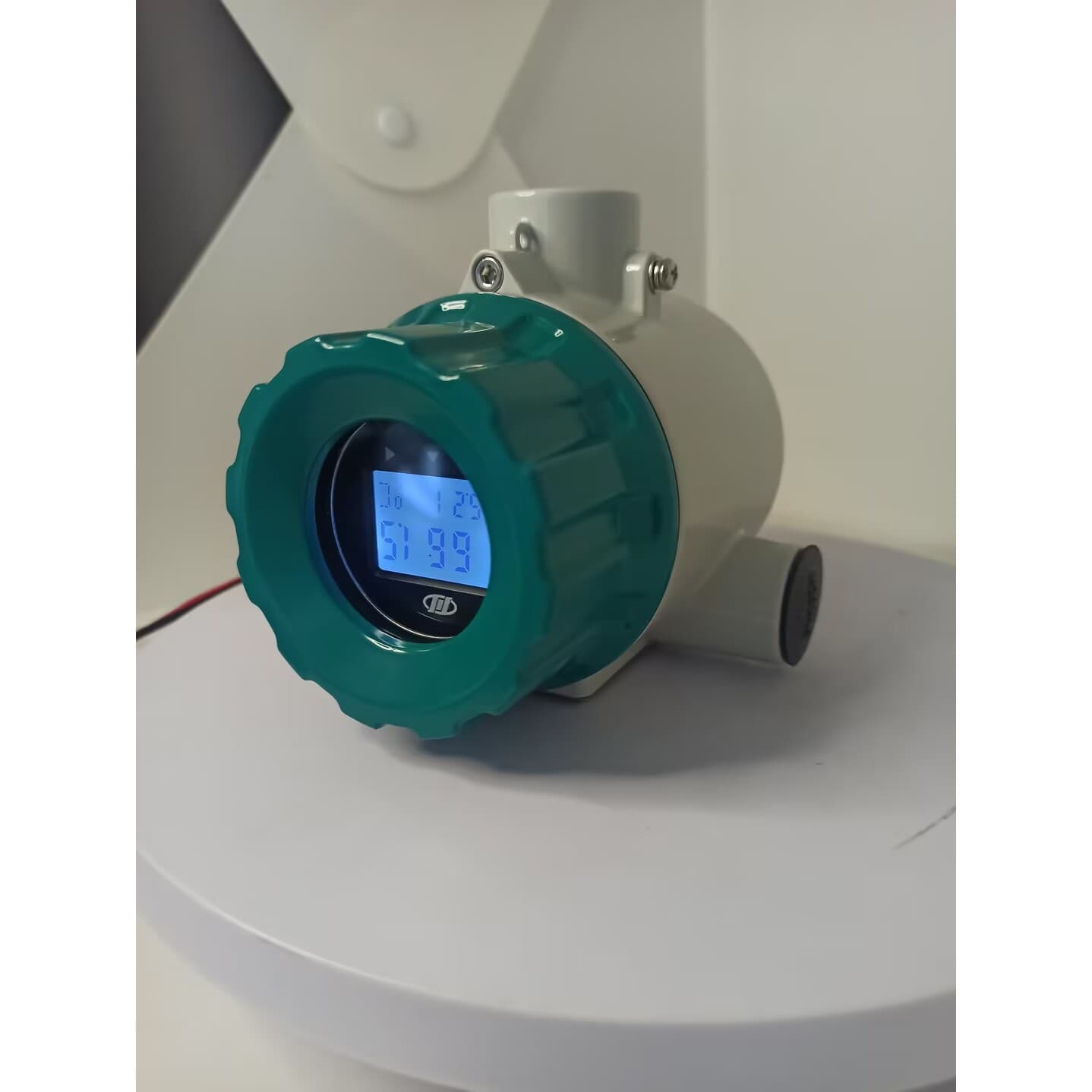 Chongqing Chuanyi PT100 Thermocouple Explosion-Proof Digital Temperature Transmitter SBWF, Genuine Laine