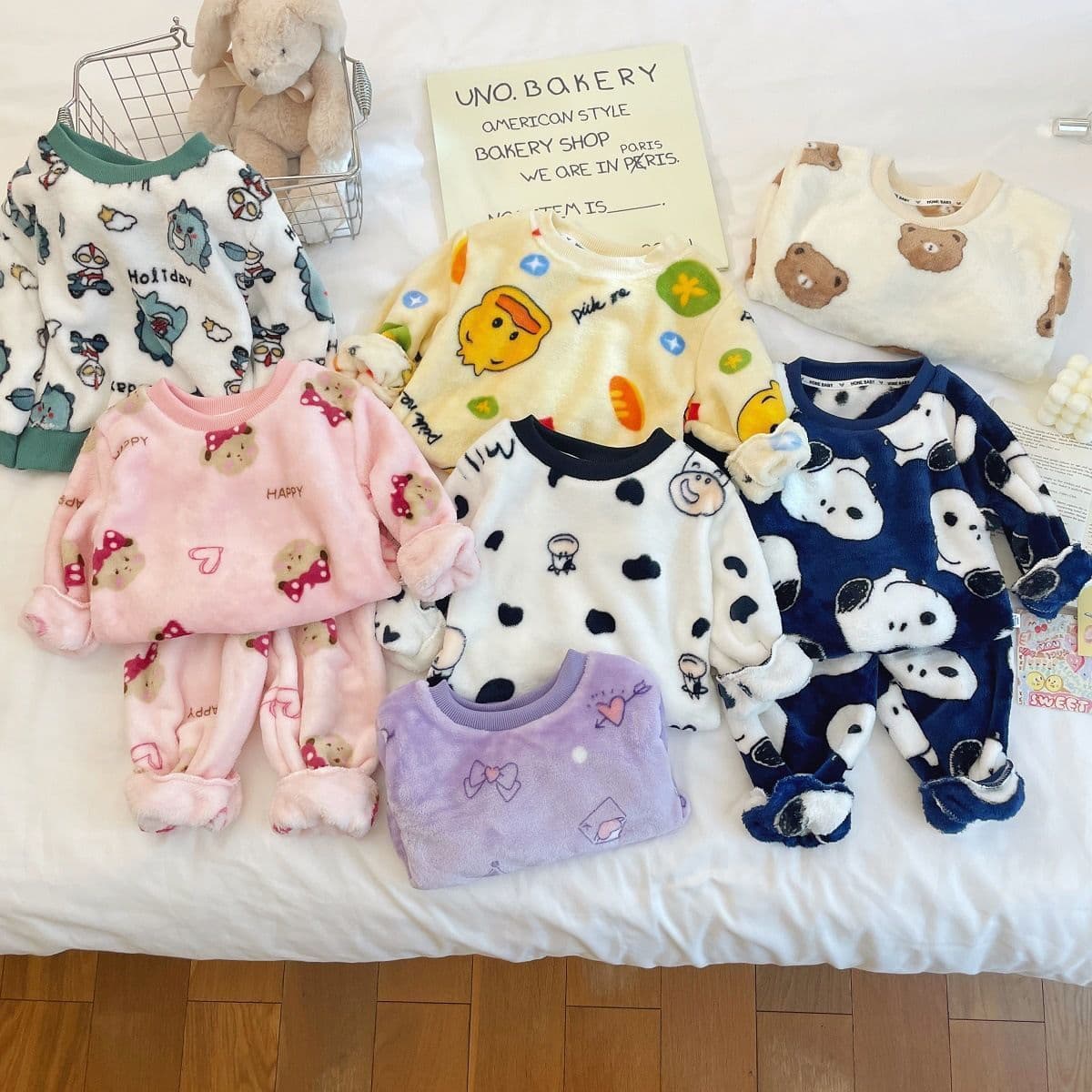 New Children's Autumn/Winter Flannel Pajamas for Boys and Girls, Thickened Warm Winter Homewear Set for Babies