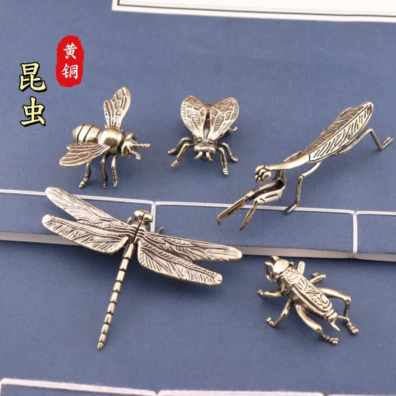 Creative Pure Brass Bee, Mantis, Cricket, Dragonfly, Fly Insect Series Desktop Tea Pet Decorative Craft Ornament