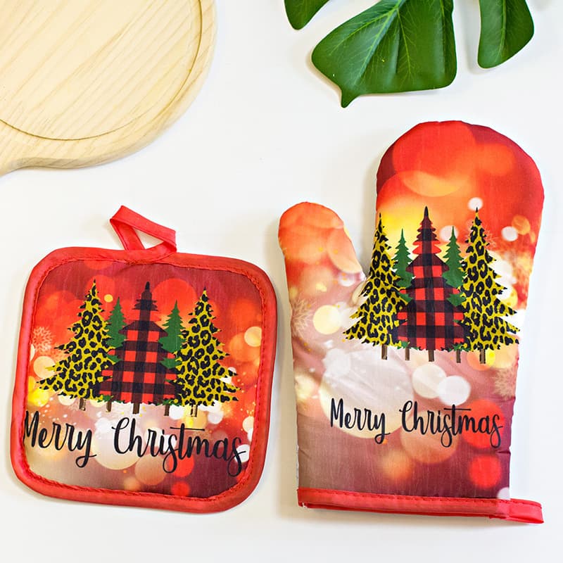 Cross-border Christmas Insulated Oven Mitts, High Temperature Resistant, Anti-scald Kitchen Gloves for Microwave, Printed Set, Thickened Baking Gloves