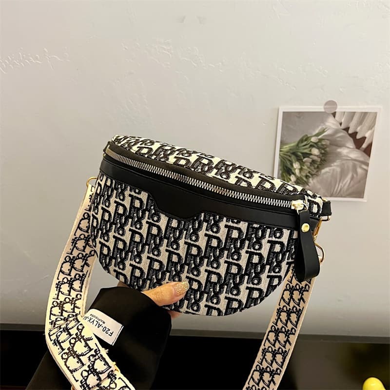 2025 Spring/Summer New Korean Style Chest Bag Trendy Embroidered Crossbody Waist Bag Elegant Shoulder Bag Women's Bag 3D Canvas