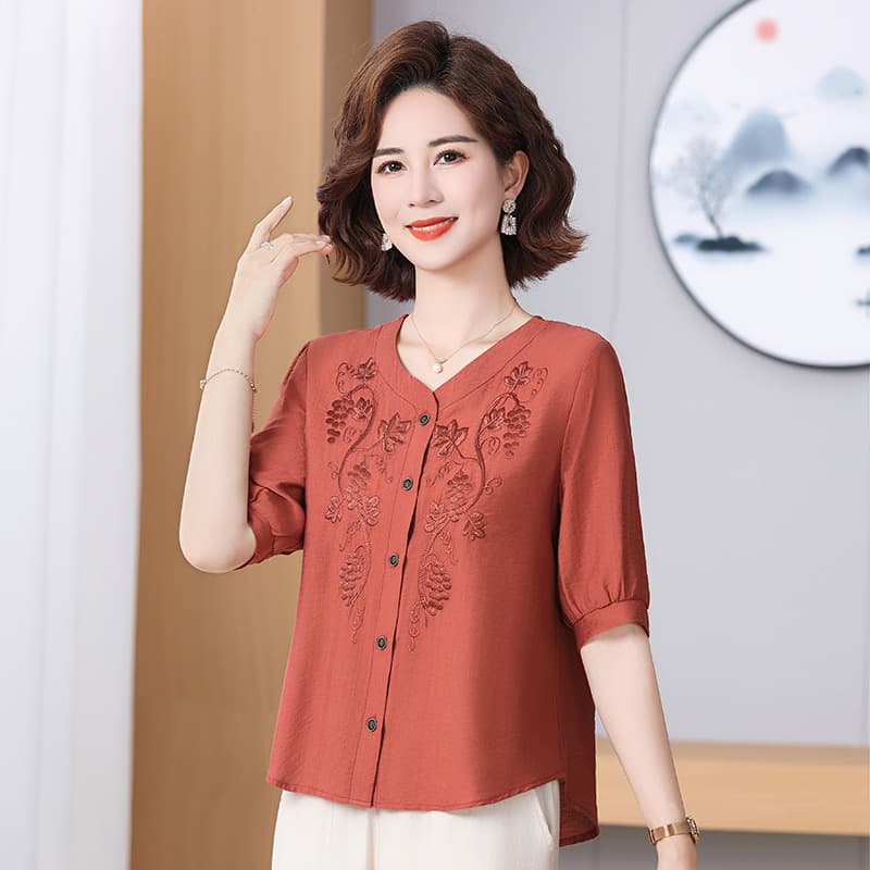 Mother's Summer New Chinese Style Shirt 2025 New Middle-aged and Elderly Women's Summer National Style Five-point Sleeve Top