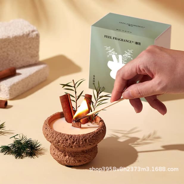 Cement-textured cinnamon scented candle gift set, office fragrance gift.