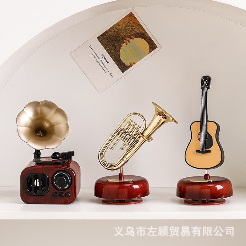 Creative gifts retro gramophone guitar music box ornaments living room desktop wine cabinet cafe bar decorations