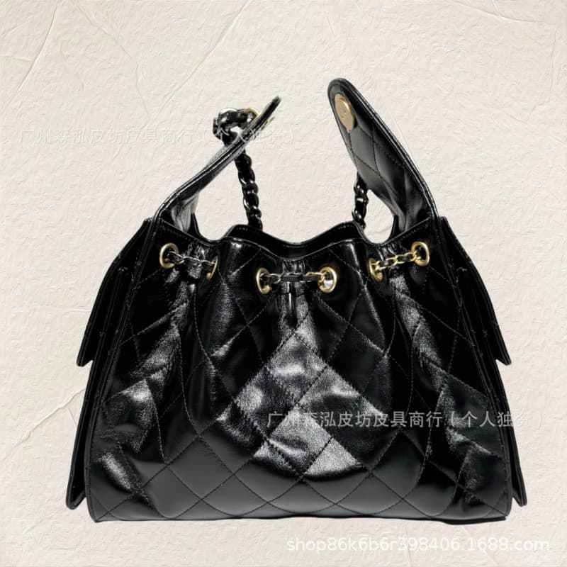 25c Suede Waxed Leather Hobo Bag for Women, Hippie Style with Diamond Quilted Chunky Chain, Single Shoulder Drawstring Bucket Bag 25bag