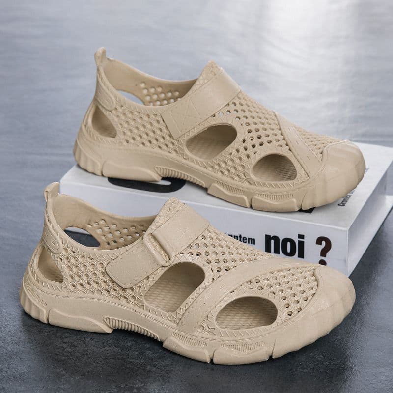 Croc shoes men's 2026 summer non-slip non-stinky feet driving cool men's shoes outdoor wading men's beach sandals