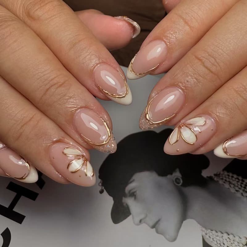 French Wear Armor Stereo Petals Short Almond Armor False Nail Armor Wearable Nail Pieces 24 Wholesale