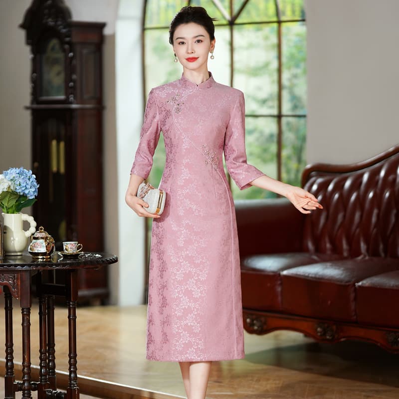 2025 Autumn New Mother's Dress, Pink Lace Cheongsam Wedding Dress, Mother-in-Law Dress, Dropshipping Available