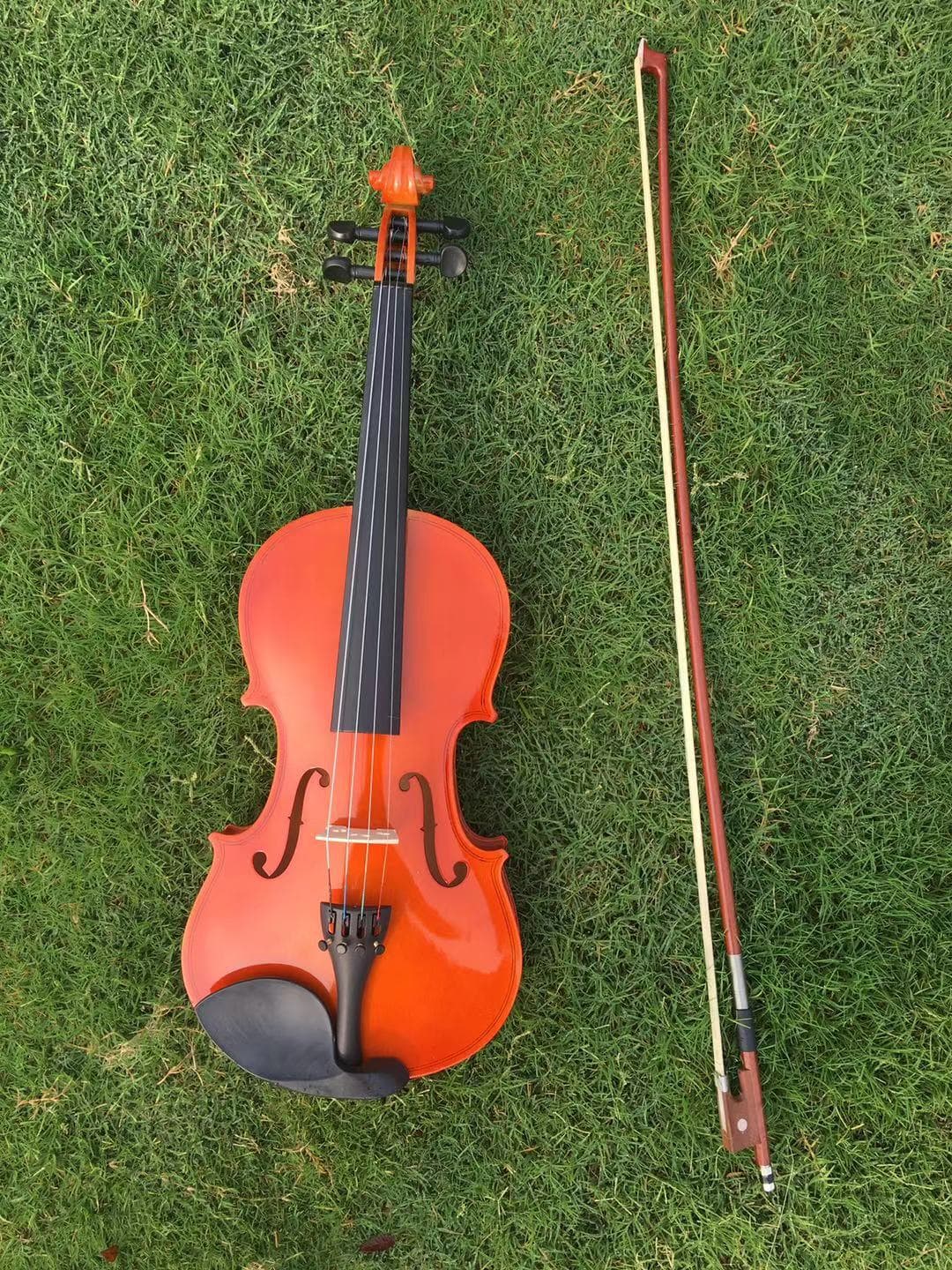 Adult and Children Beginner Practice Violin White Decorative Prop Performance Violin 4/4 Full Set