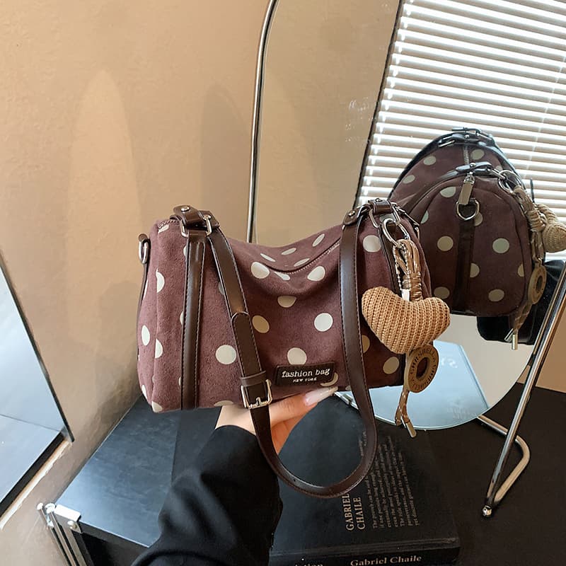 French Vintage Polka Dot Underarm Bag for Women 2026 Autumn New Shoulder Handbag Minimalist Commuter Chic Niche