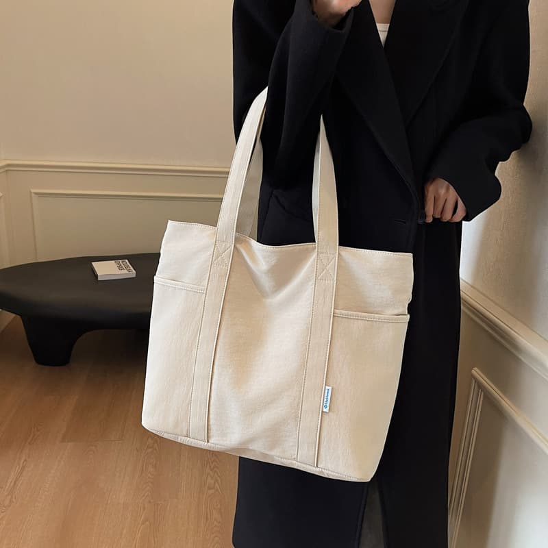 2024 large-capacity tote canvas bag for work and outing, high-looking commuting, simple literary student school bag, shoulder bag