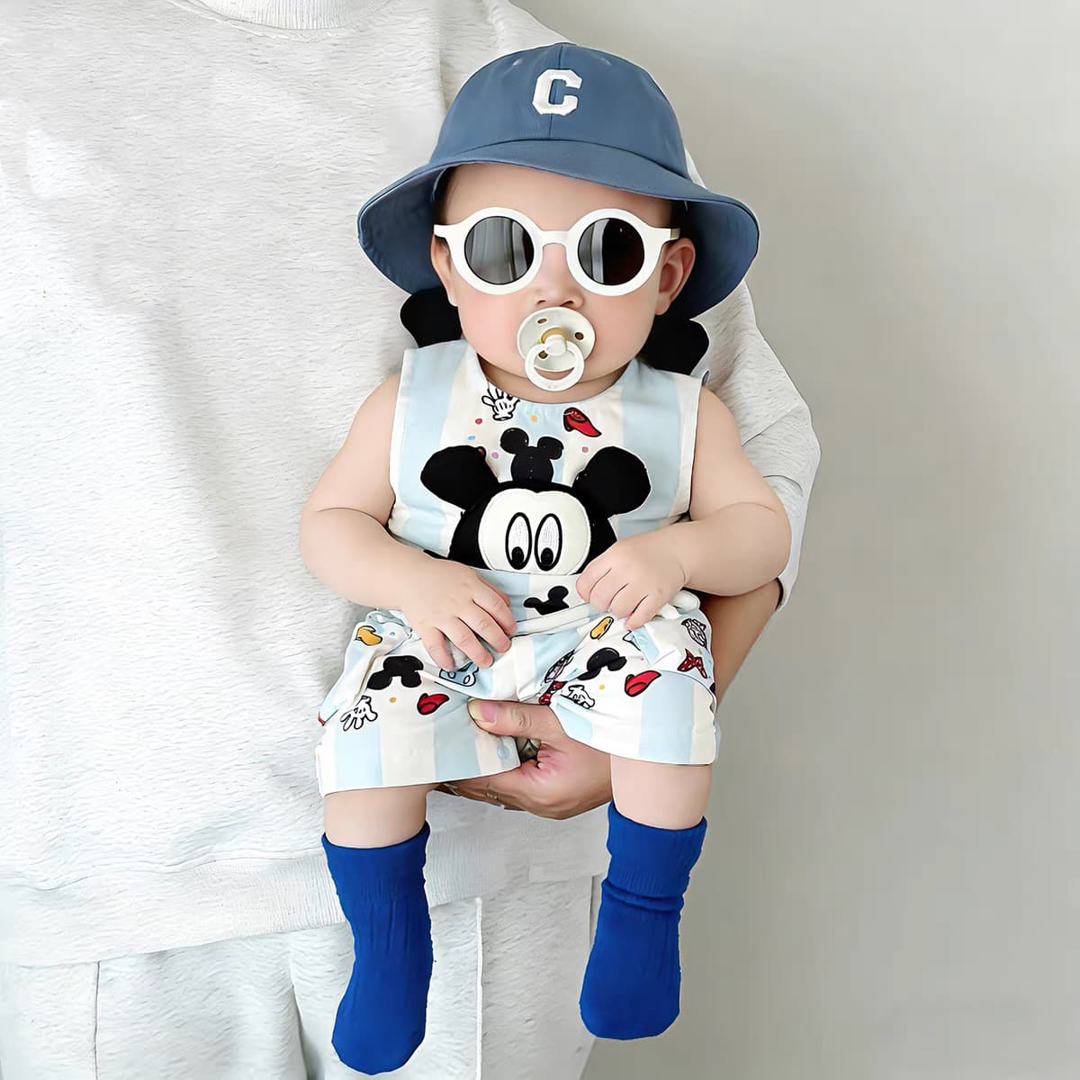 Boys suit summer clothes new style baby summer sleeveless vest Mickey clothes baby separate outing shorts