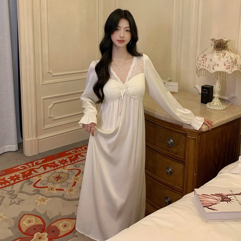 New French Sleepwear with Built-in Pads, Palace Style Long Nightgown, Women's Satin Nightgown, Ins Pure Desire Sleepwear Long Sleeve