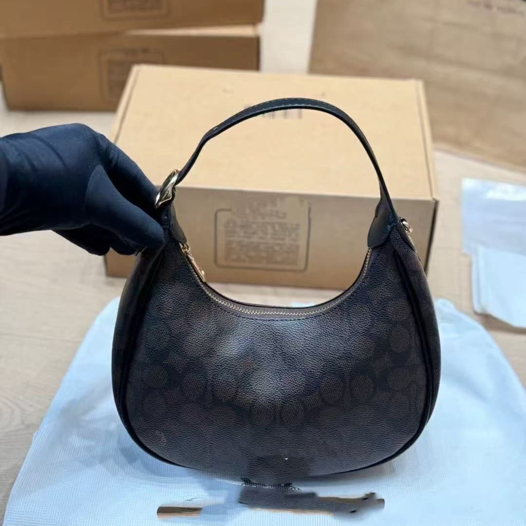 Cross-border fashion trend crescent bag, autumn and winter versatile dumpling bag, niche everyday design, commuter style underarm tote bag
