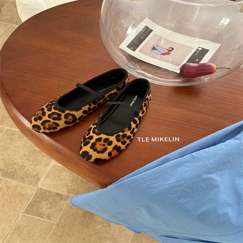 Summer Women's Shoes 1cm Low-Heeled Polka Dot Horsehair Casual Slip-On Shoes Shallow Mouth Slip-On Leather Shoes Korean Style Flat Shoes