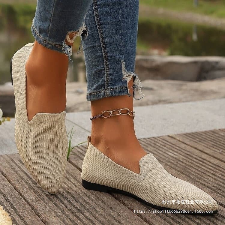 European and American Plus Size Pointed Toe Knit Flat Shoes for Women Cross-border Slip-on Low-cut Breathable Four-season Work Shoes