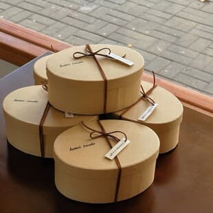 Kraft Paper Oval Kindergarten Souvenir DIY Gift Box, Handmade Box, Cookie Box, Large Round Wedding Candy Box