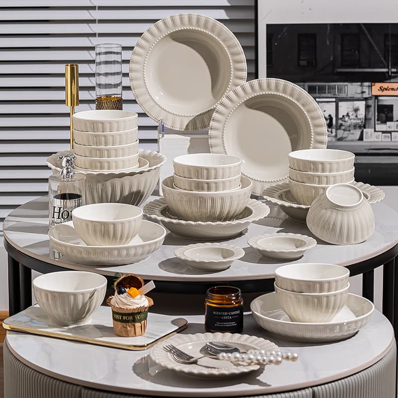 KANGMO Ceramic Bowl Set Home 2024 Light Luxury Style Rice Bowl Dish Plate Tableware Combination Gift