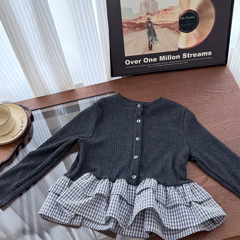 Girls' Plaid Knit Top 2026 Autumn Korean Style Color Block Long Sleeve T-shirt, Children's Patchwork Plaid Knit Shirt