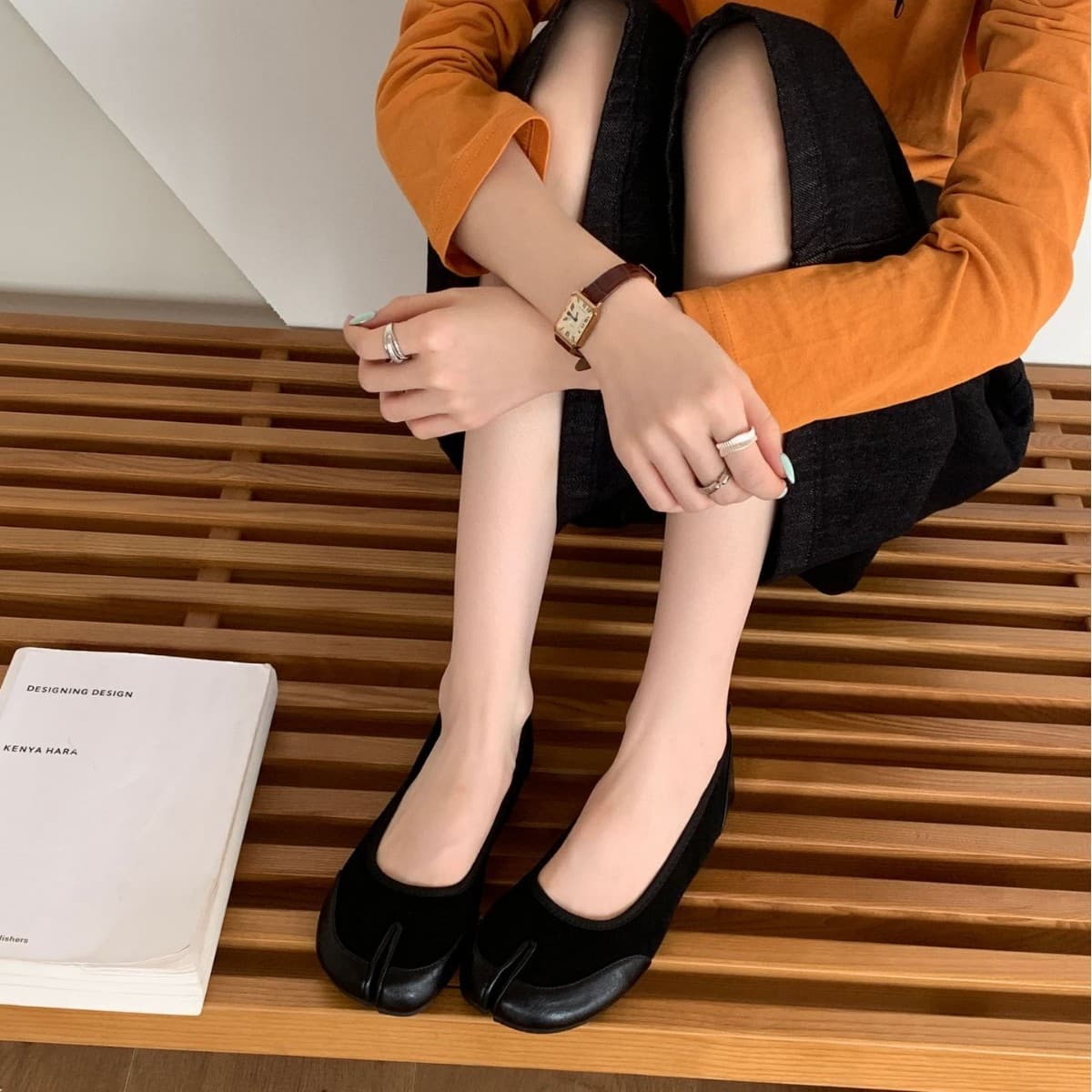 French Fashion Vintage Shallow Mouth Split-Toe Mary Jane Flats for Women Autumn 2026 New Premium Pig Hoof Shoes