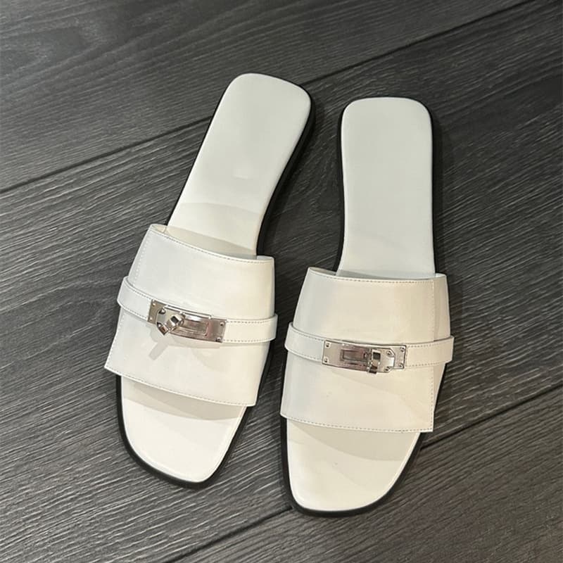 In-Stock Sheepskin Version~ Summer Hot-Selling Genuine Leather Open-Toe Buckle Strap Flat Sandals for Women, Fashionable Outdoor Wear