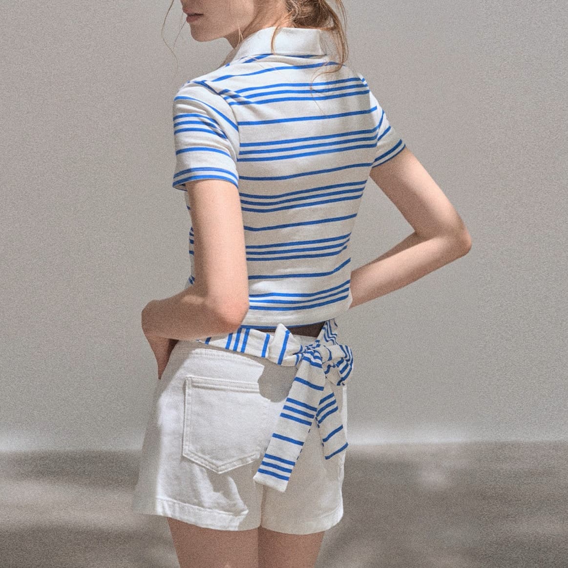 Miu Style Academy Blue and White Striped Polo Short Sleeve T-Shirt for Women, Summer Design with Waist-Tightening and Fitted Shoulder Top