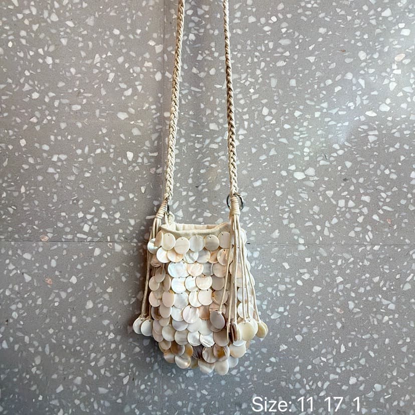 Hand-stitched Beaded Mother-of-Pearl Bag 2026 Spring/Summer New Socialite Dinner Style Shell Bag Handheld Shoulder Crossbody Phone Bag