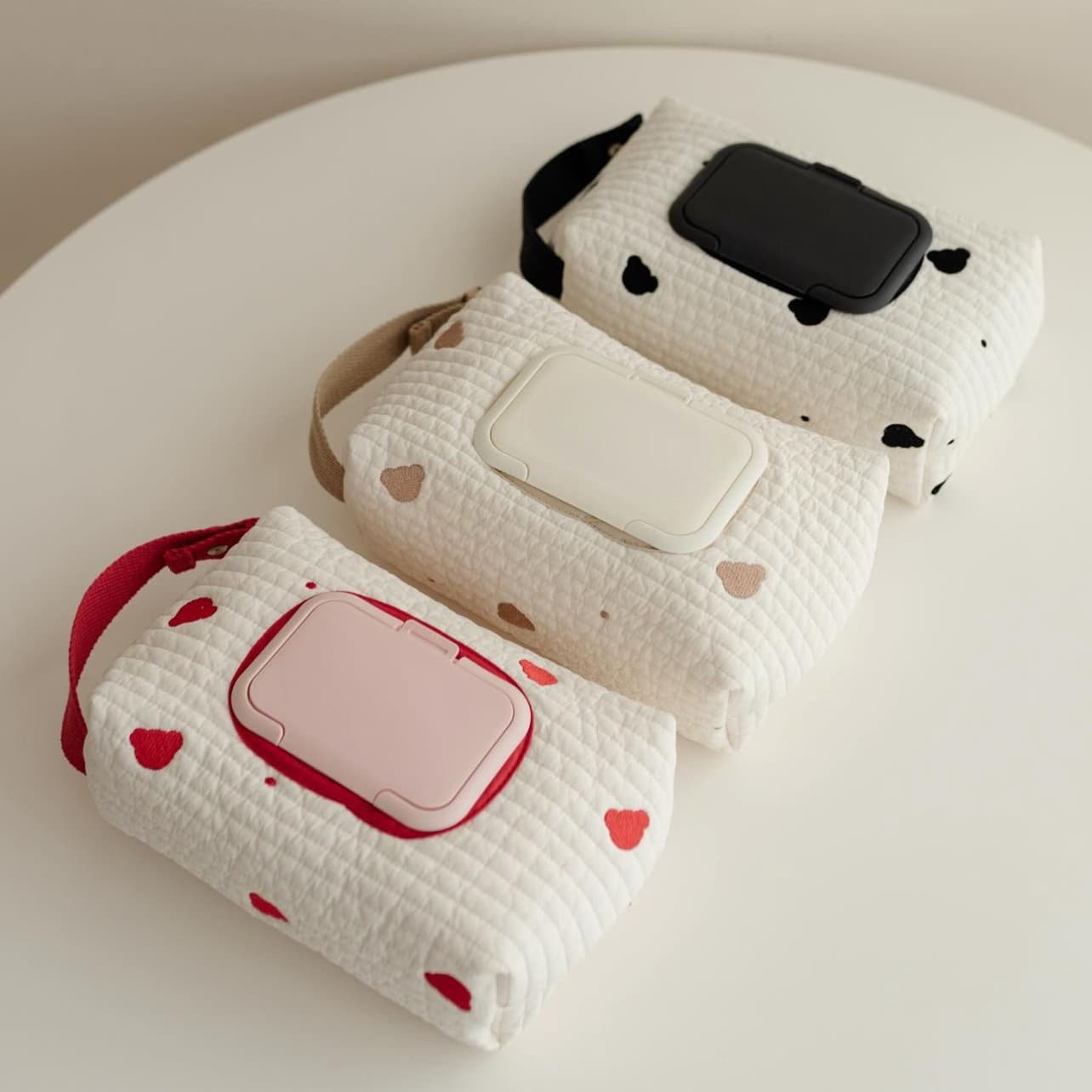 Ins Korean Style Cute Multi-functional Baby Stroller Wet Wipe Storage Bag Car Home Buckle Hangable Paper Holder