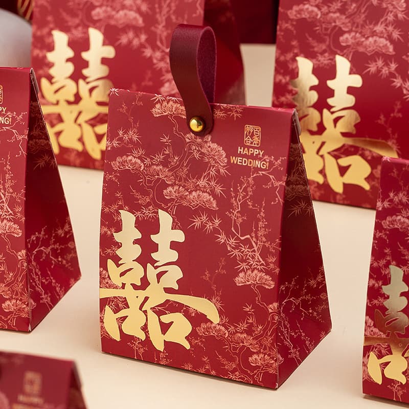 Wedding candy box, engagement gift empty box, wedding high-end souvenir handbag, gift box packaging box wholesale