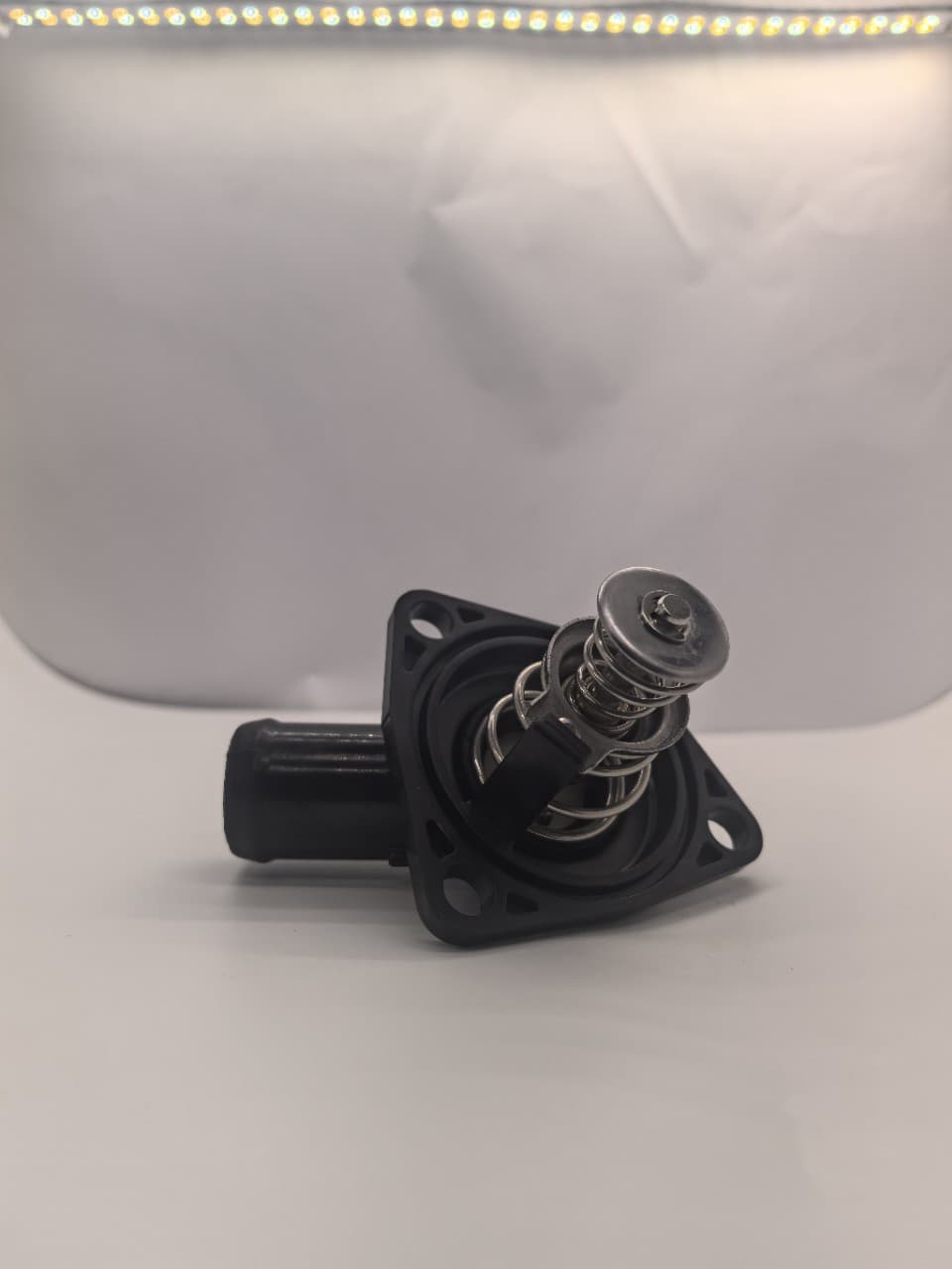 Thermostat 19310-6A0-A01 for Honda.