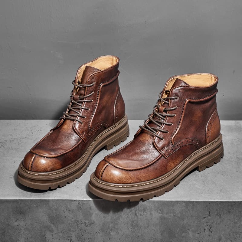 D169 British Genuine Leather Martin Boots Autumn Winter New Style Motorcycle Boots Vintage High-Top Brogue Boots Men's Short Boots Vintage