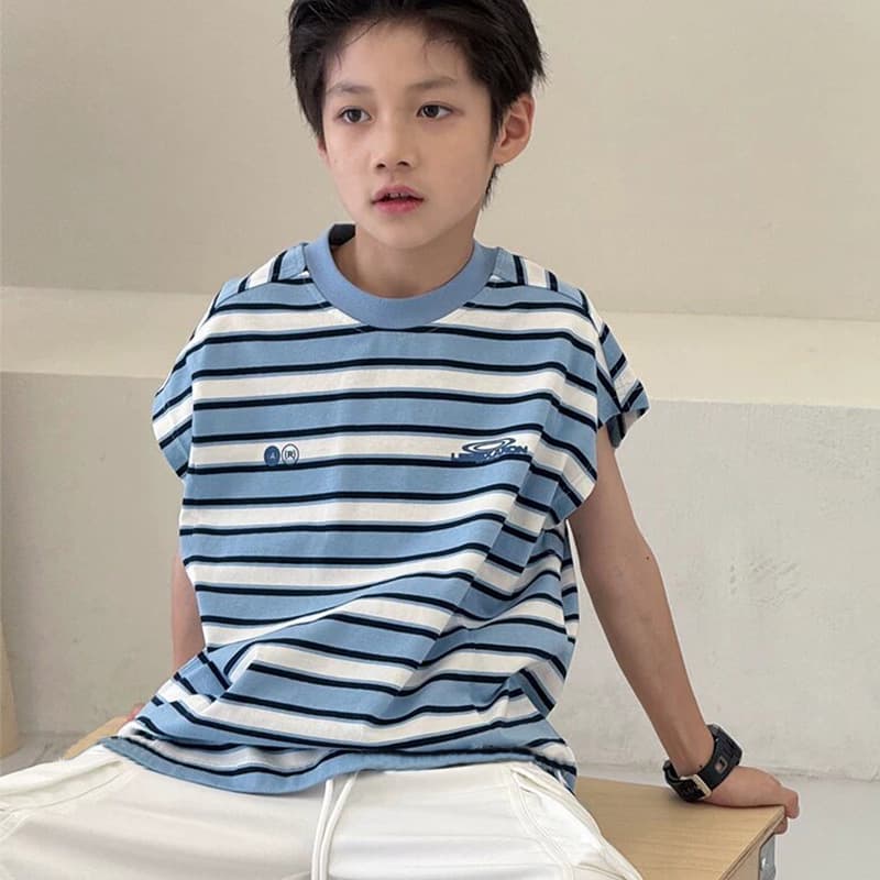 Children's Korean Summer Sleeveless Cotton T-Shirt, Wide Shoulder Vest with Stripes, Versatile Casual Loose Top for Big and Medium Kids