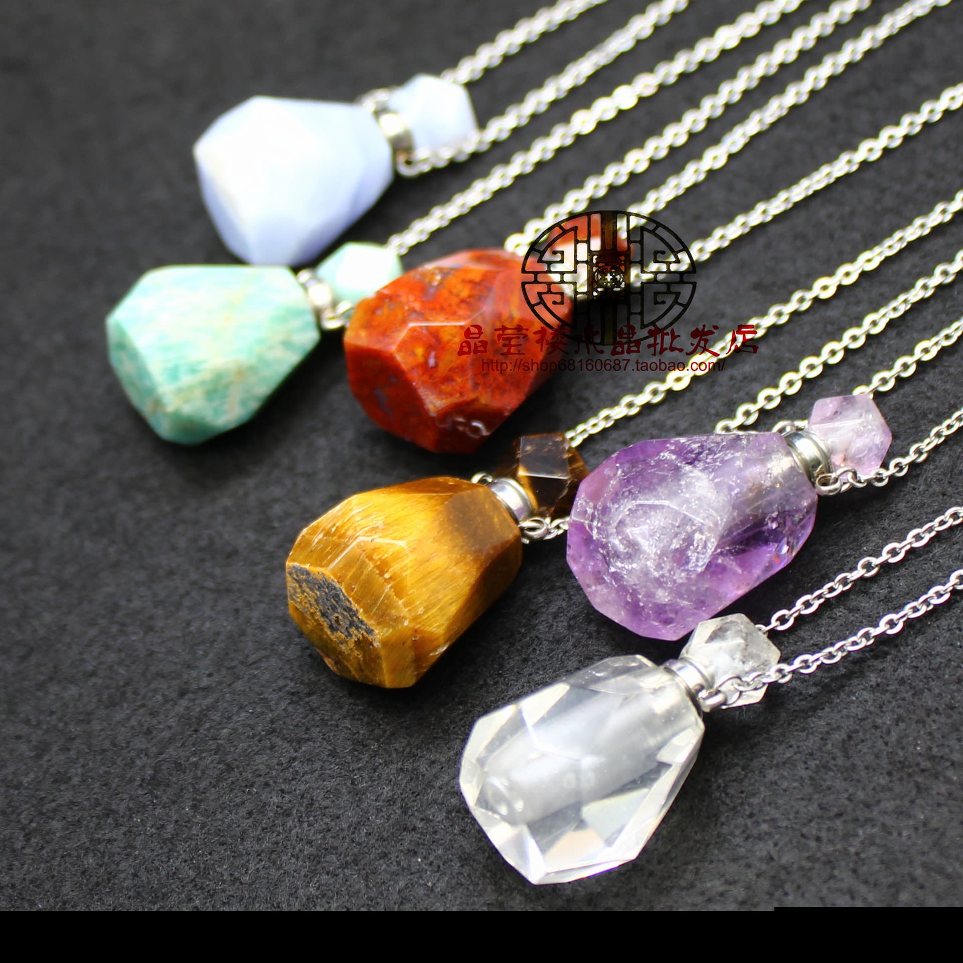 European and American cross-border jewelry, fashionable and unique faceted aromatherapy bottle pendant necklace, green fluorite jewelry, Amazon source.