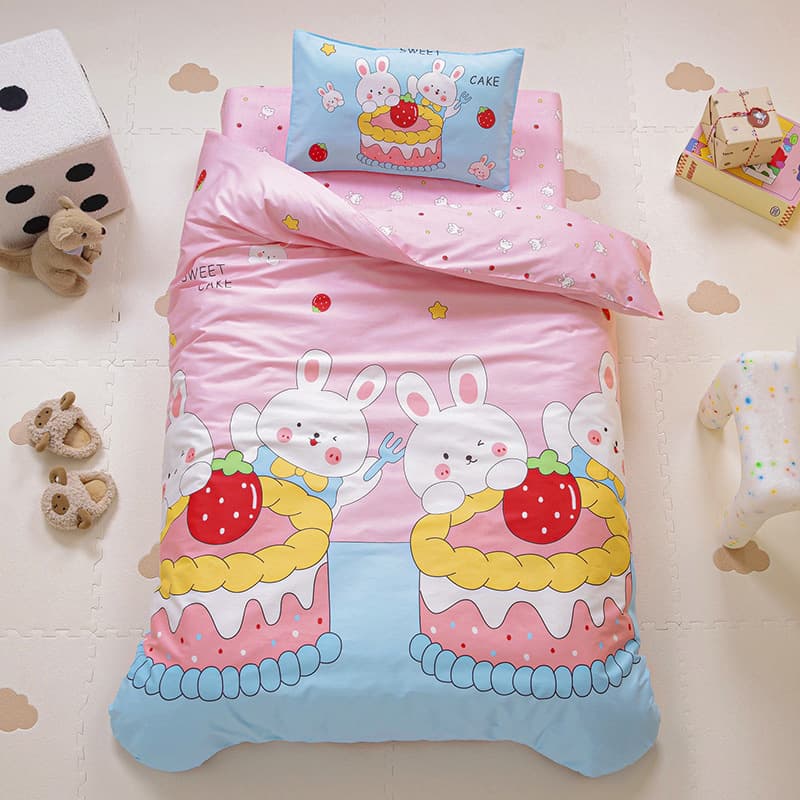 Pure cotton kindergarten three-piece bedding set (excluding core), cartoon style, all-cotton children's nap sheet and duvet set.