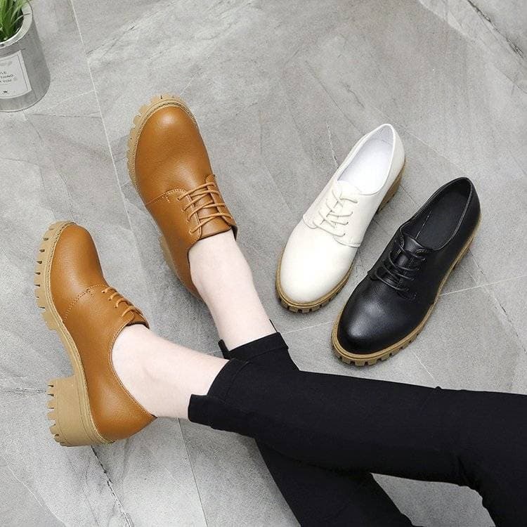 Scissors stone black leather shoes for women 2026 new thick heel medium heel round toe single shoes Korean version versatile student British style