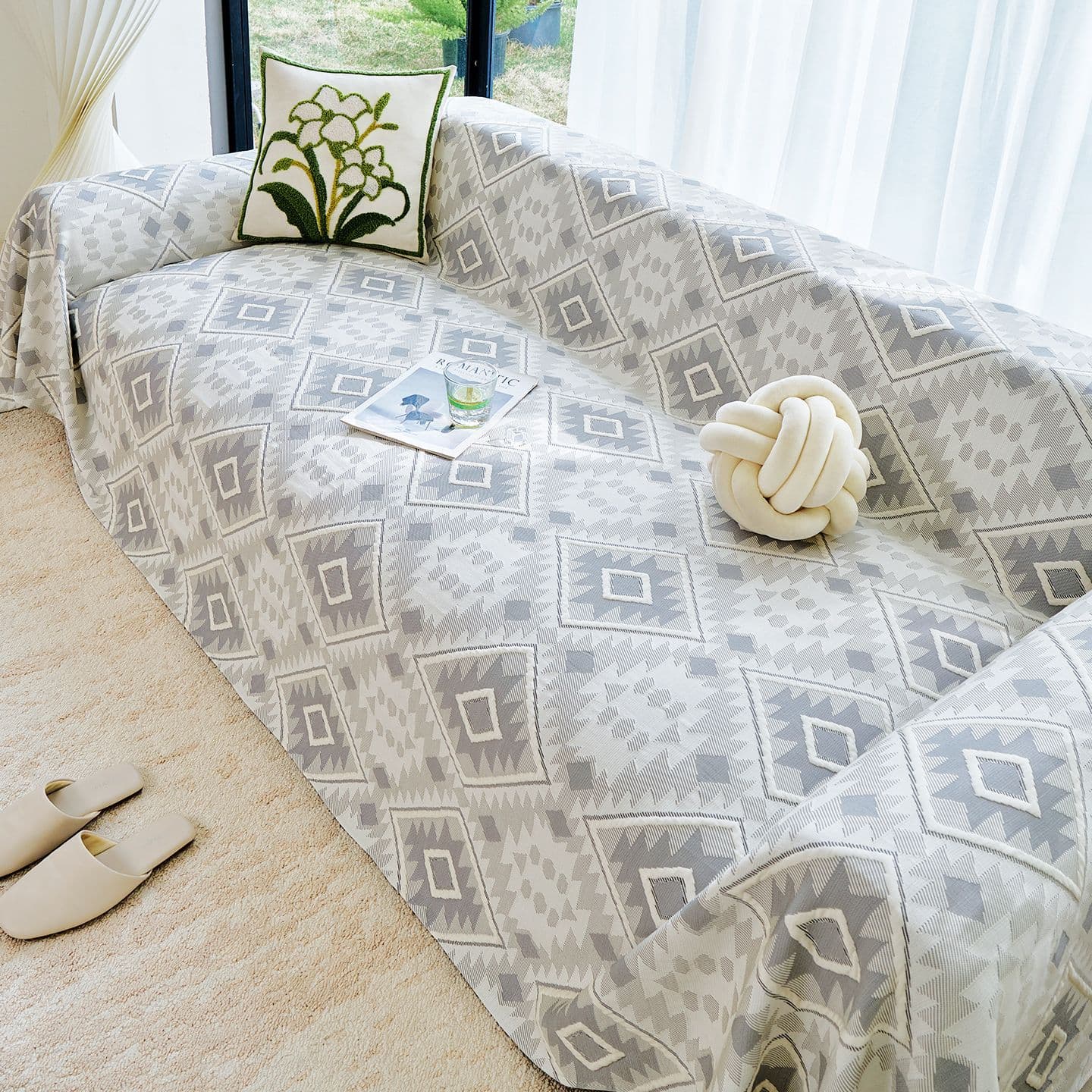 Ice Silk Cool Touch Sofa Cover Summer 2026 New Style Full Coverage Anti-Slip Anti-Cat Scratch Sofa Throw Blanket