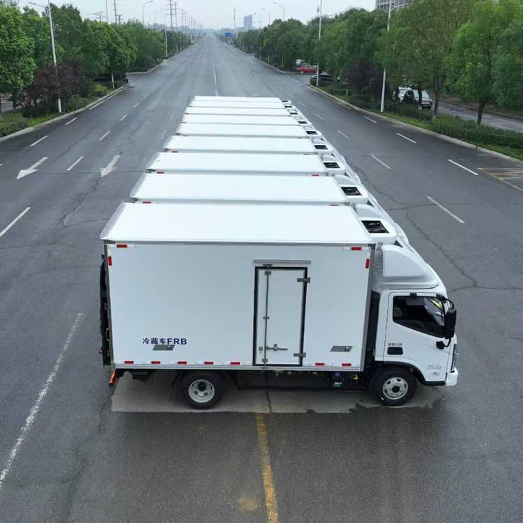 Yuejin Xiaofuxing refrigerated truck, blue license plate small refrigerated van for vaccines, manufacturer's pricing.