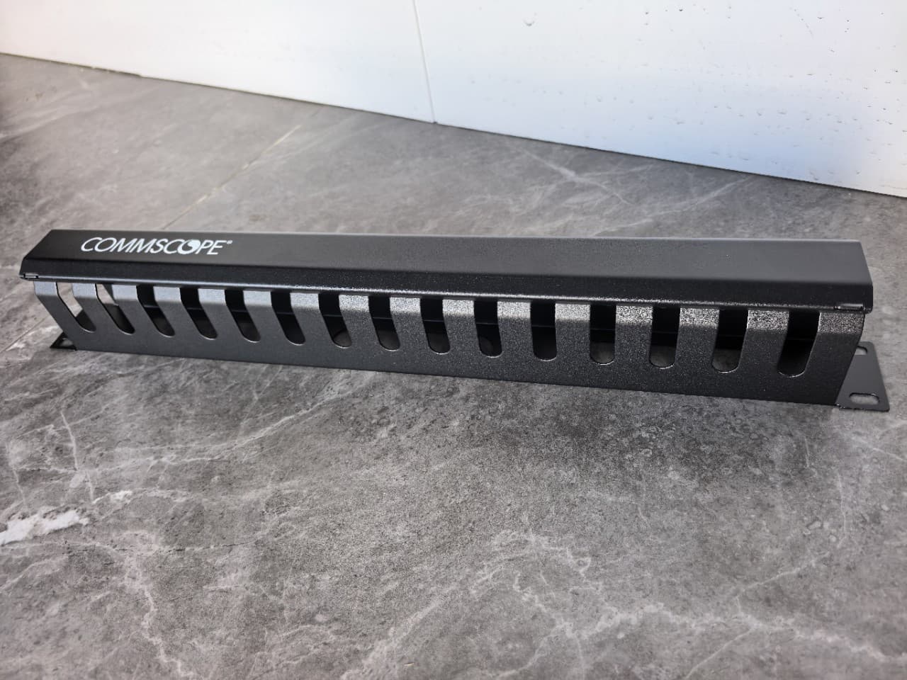 CommScope 12-Bay 24-Port Network Cable Organizer Fiber 1U Cable Management Panel 1427632