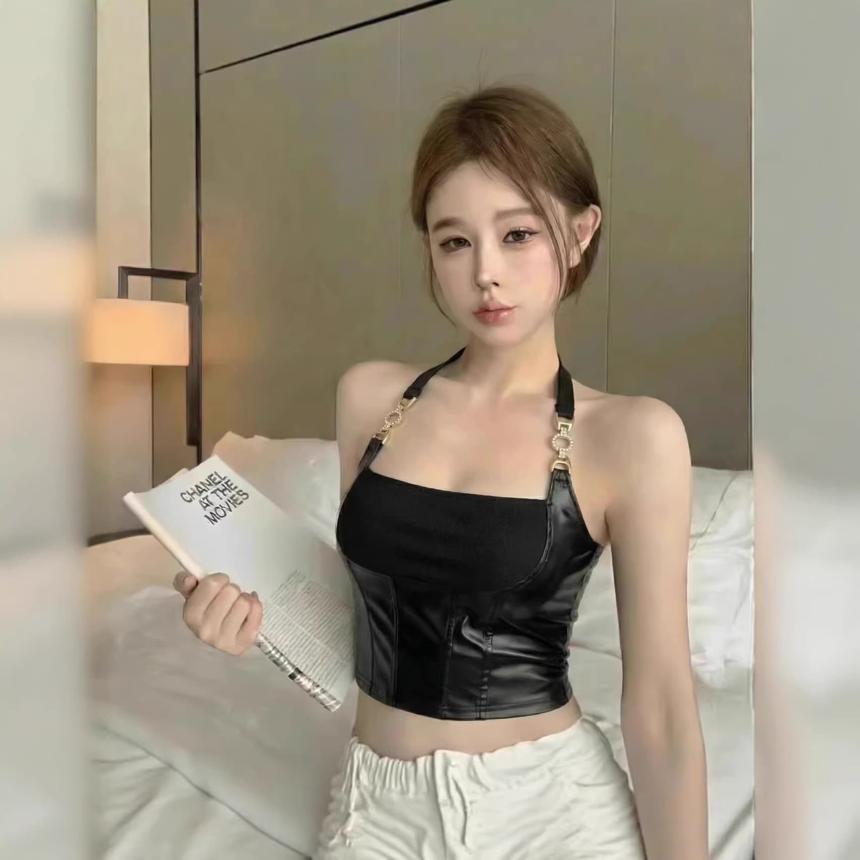 Sexy Black PU Patchwork Short Halter Vest with Padded Cups, Sleeveless Tight Crop Top for Women