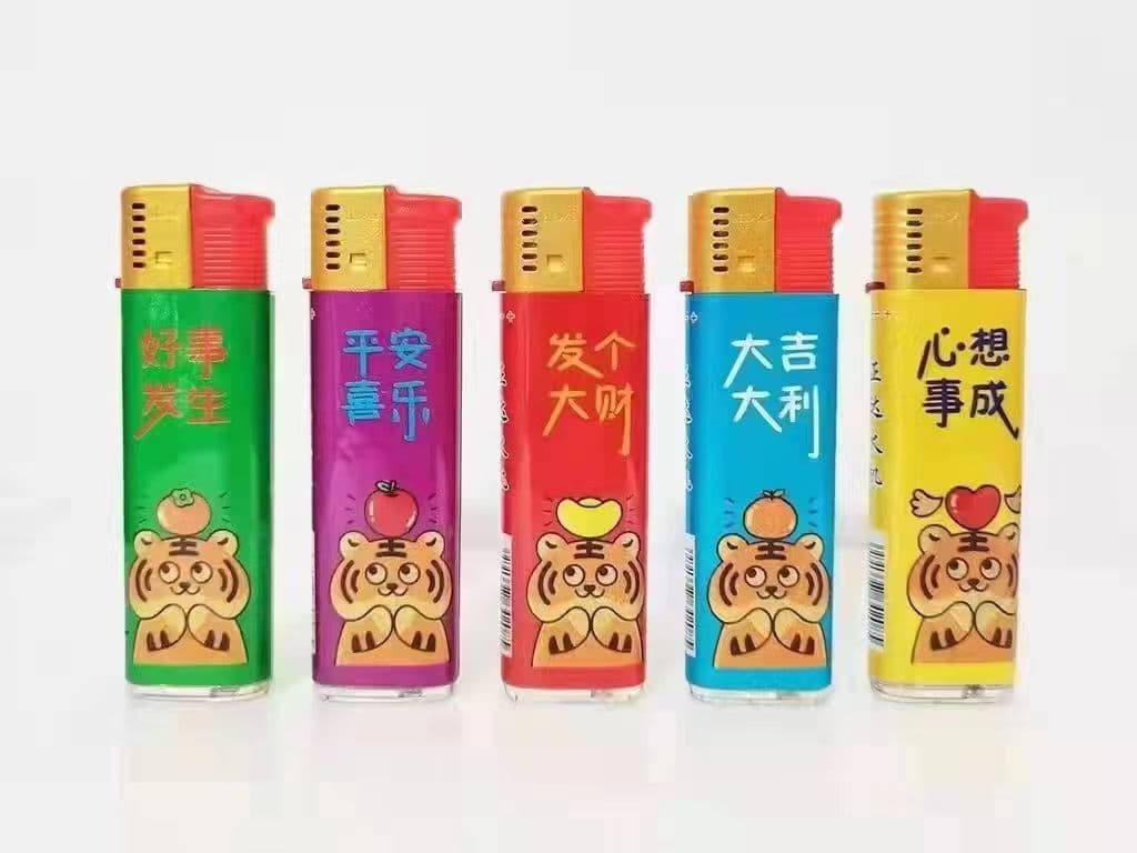 Factory Wholesale Zhengda 209 Wrapped Paper Windproof Lighter Refillable Extra Large Thick Iron Wind Cover Durable