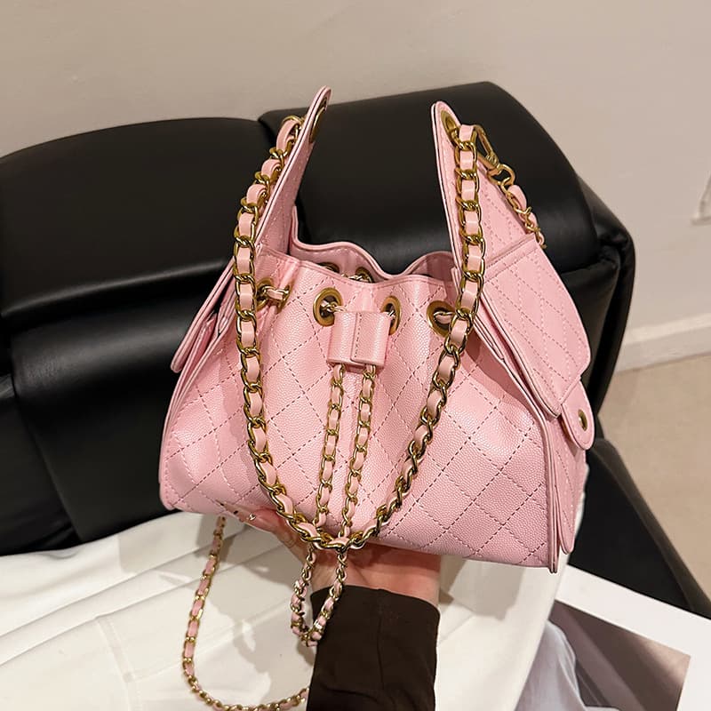 Trendy Chanel-style Diamond Quilted Chain Bag Women 2025 New Large Capacity Bucket Bag Shoulder Underarm Bag Motorcycle Bag