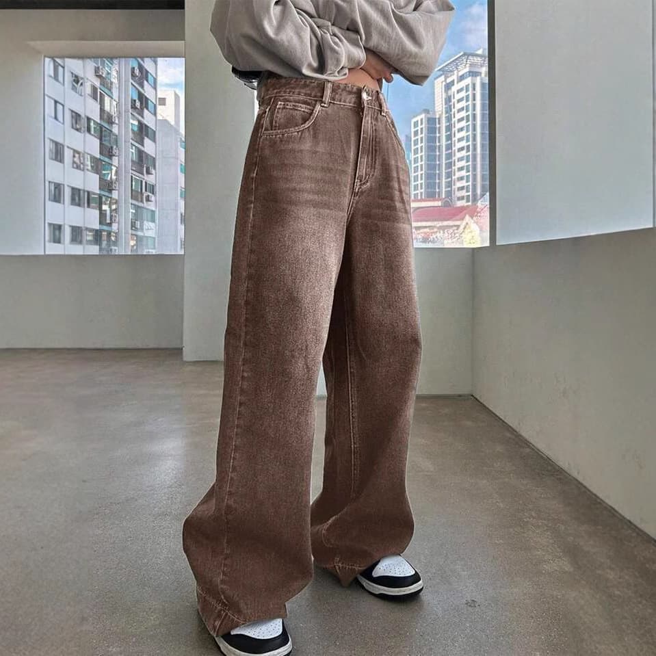 High-waisted straight coffee-colored washed jeans for women, retro loose American style gradient brown trousers vibe wide-leg pants