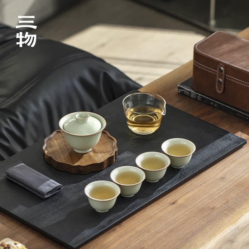 Mr. Nanshan Fulan Ru Kiln Lidded Bowl Travel Tea Set with One Pot and Four Cups, Portable Outdoor Kung Fu Quick Cup