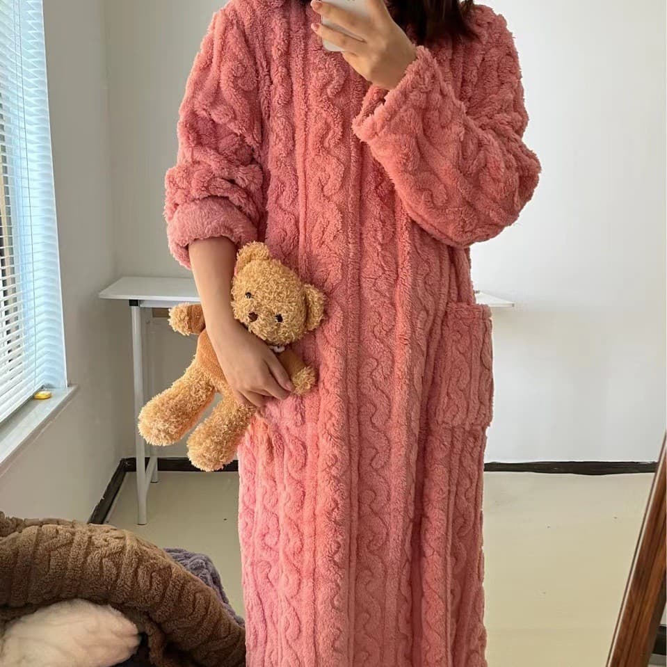 [In Stock] Walking Blanket Coral Fleece Jacquard Bathrobe Winter Pajamas Warm Homewear Sleep Dress
