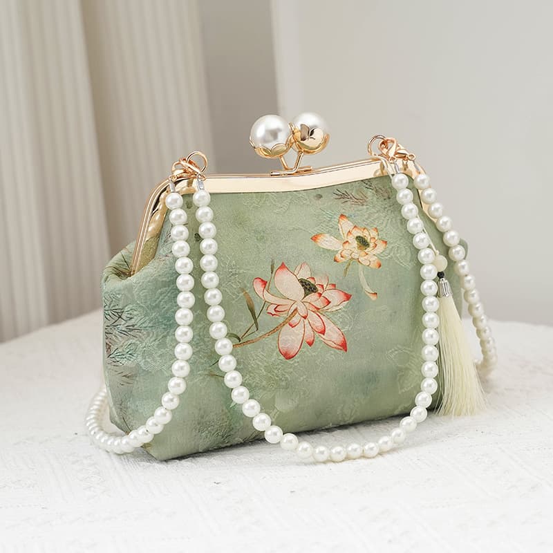 New Chinese style national style embroidered small bag for women 2025 new trendy fashion pearl chain mouth gold bag versatile crossbody bag