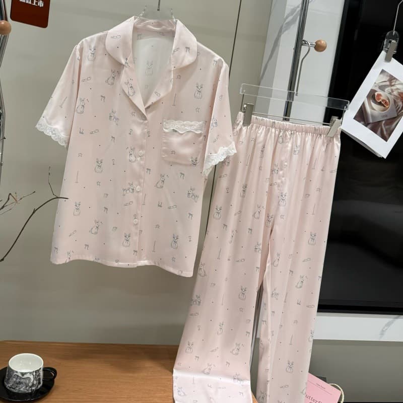 Short-sleeved trousers summer suit ice silk cool pajamas can be worn outside simple large size pajamas can be worn outside home clothes