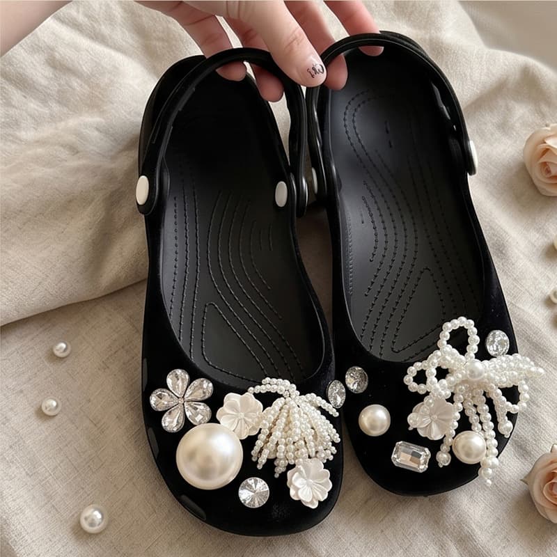 Ballet-Style Perforated Shoes for Women, New Eva Model with Flowers and Pearls, Cute Princess Slip-On Clogs, Wholesale